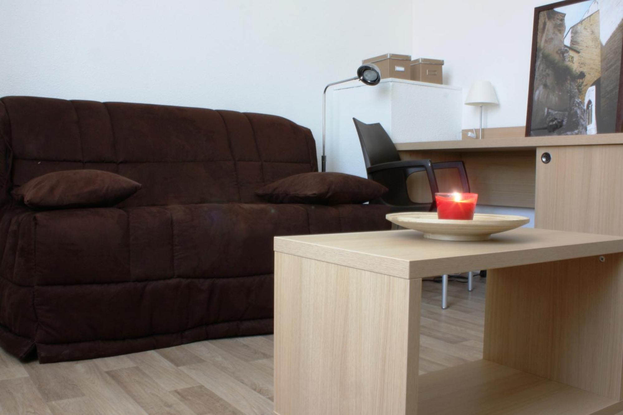 Uxco Republique Aparthotel *
